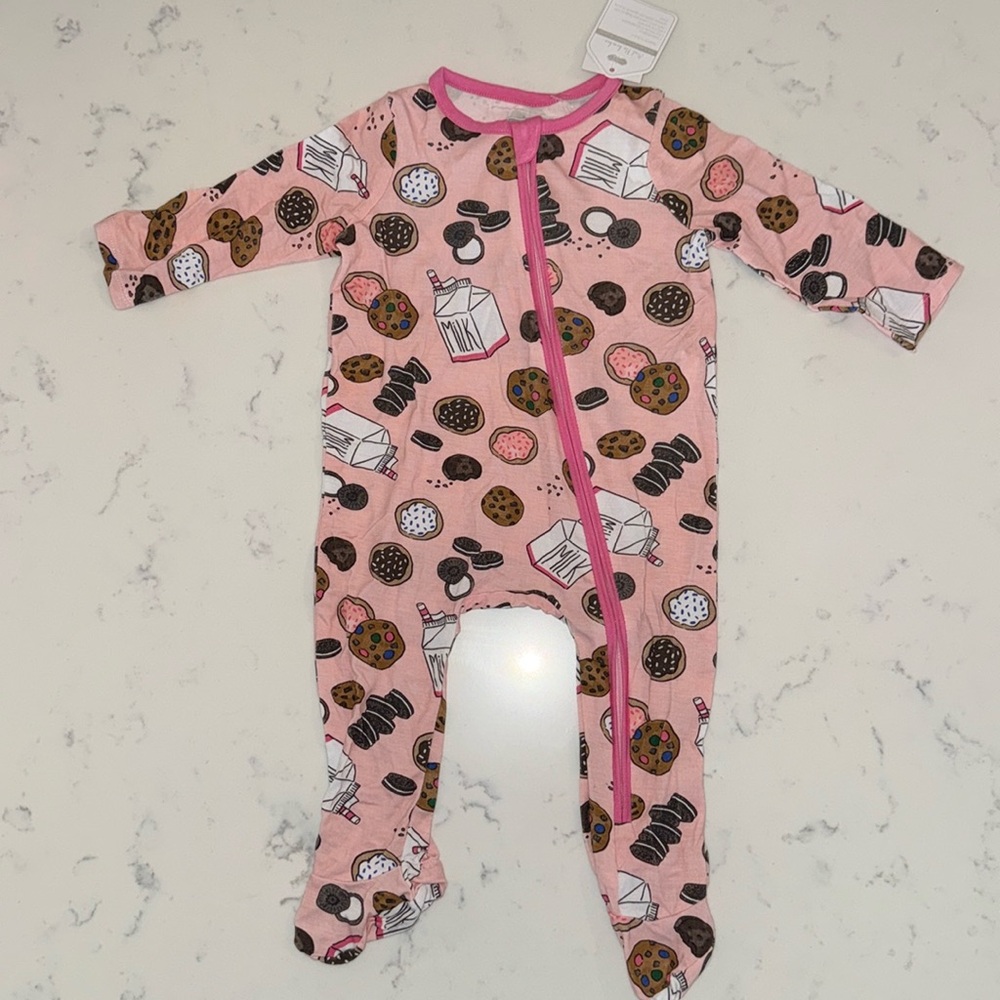 Mud Pie Milk & Cookies Zipper Footie